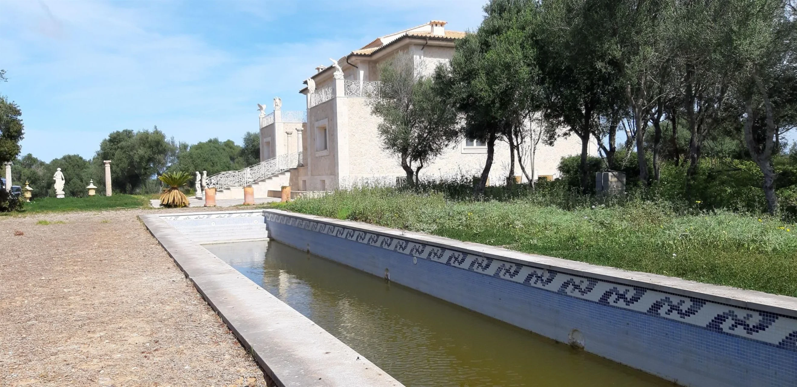 Maja · Muro